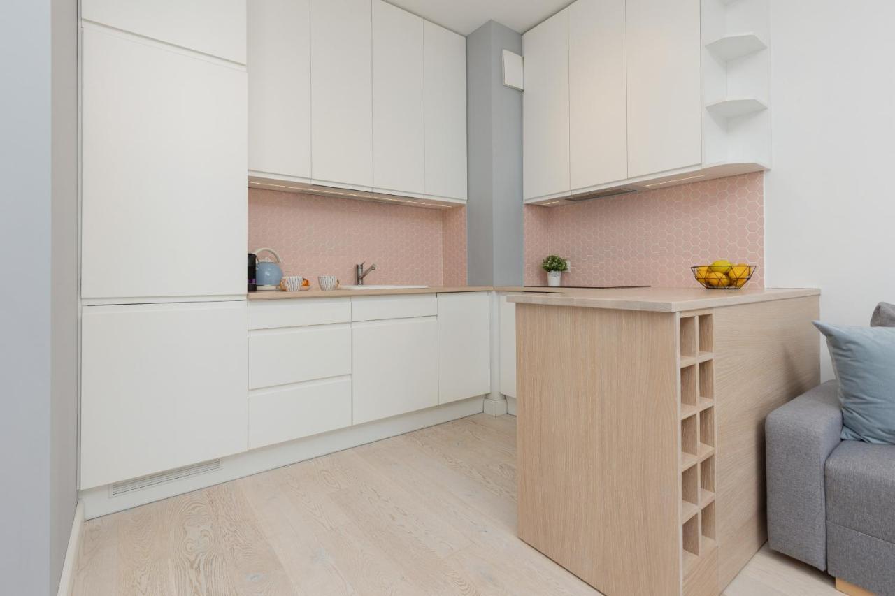 Sarmacka Apartment With Balcony Warsaw Wilanow By Noclegi Renters Екстер'єр фото