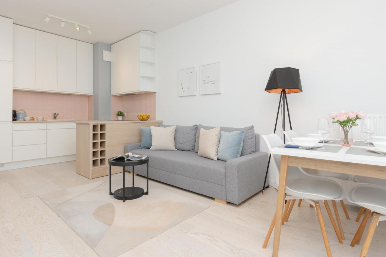 Sarmacka Apartment With Balcony Warsaw Wilanow By Noclegi Renters Екстер'єр фото