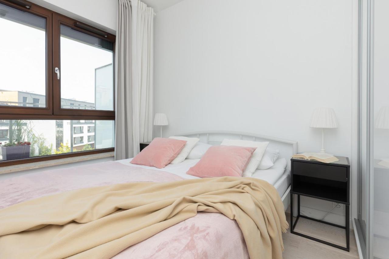 Sarmacka Apartment With Balcony Warsaw Wilanow By Noclegi Renters Екстер'єр фото
